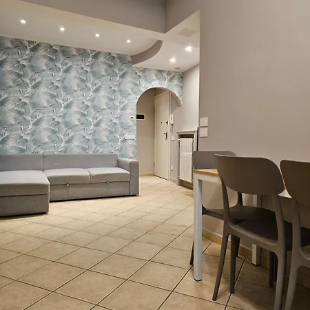 Casa Garibaldi, Centro, Spiagge, Stazione Appartamento *
