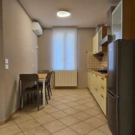 Appartamento Casa Garibaldi, Centro, Spiagge, Stazione *