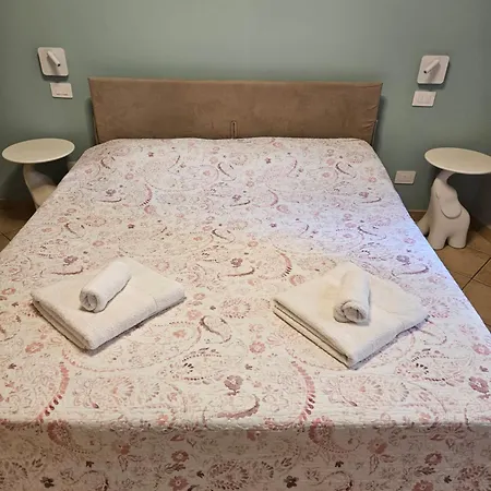 Casa Garibaldi, Centro, Spiagge, Stazione Appartamento *
